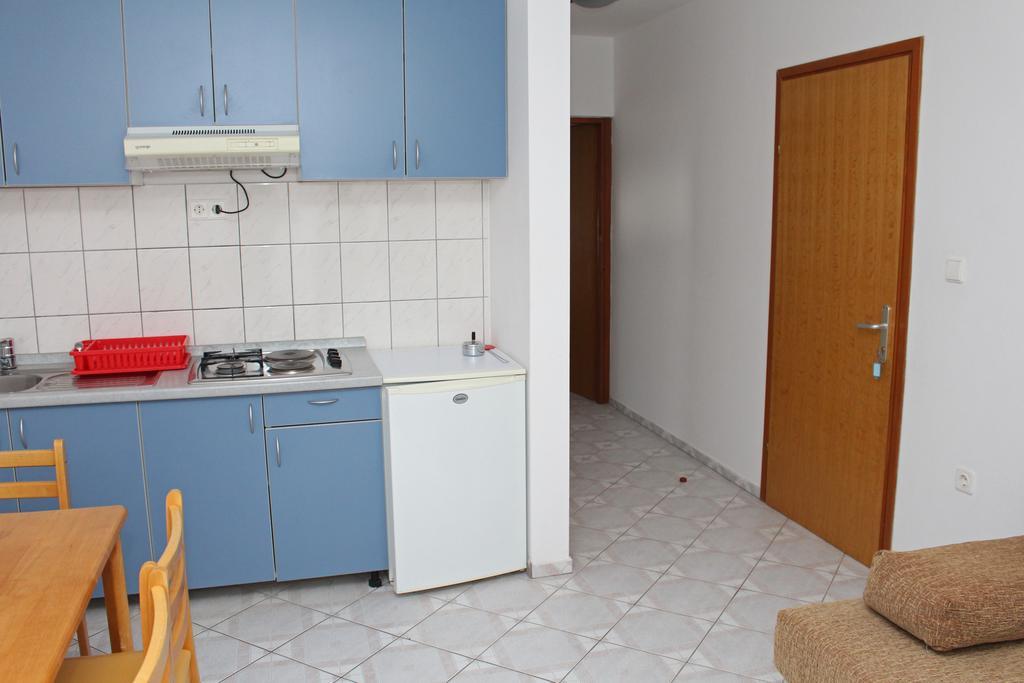 Apartments Beba Vir Habitación foto